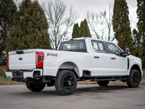 Used 2025 Ford F250 XL w/ STX Appearance Package image 5