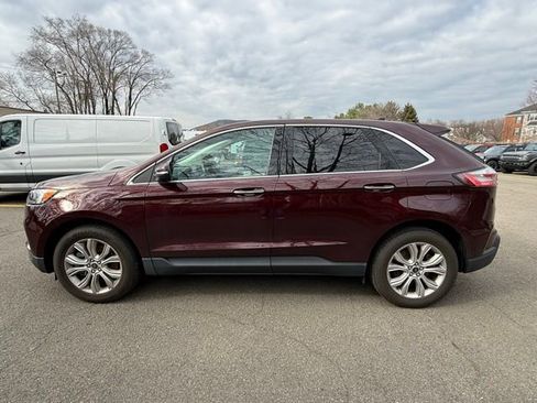 Used 2023 Ford Explorer Limited w/ Equipment Group 301A image 2