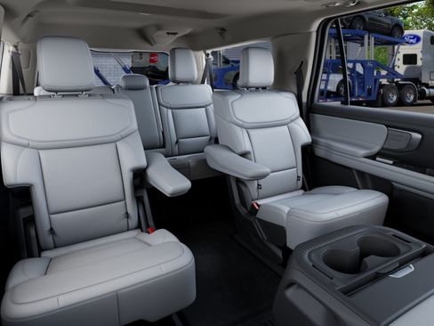 New 2027 Ford Expedition Max Platinum AWD/4WD image 11