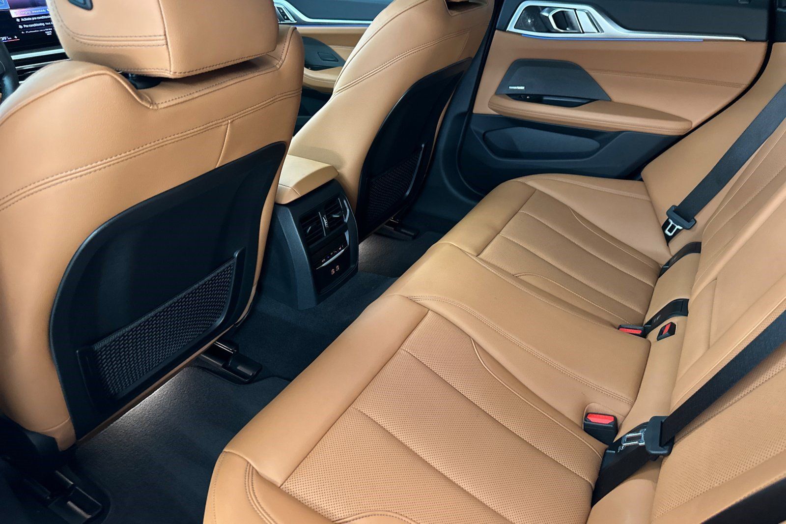 Certified 2023 BMW i4 eDrive35 w/ Premium Package RWD image 29