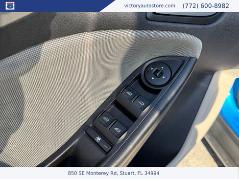 Used 2014 Ford Focus SE image 11