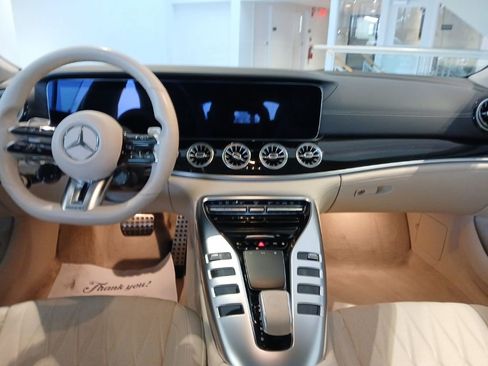 Used 2022 Mercedes-Benz AMG GT 43 image 13