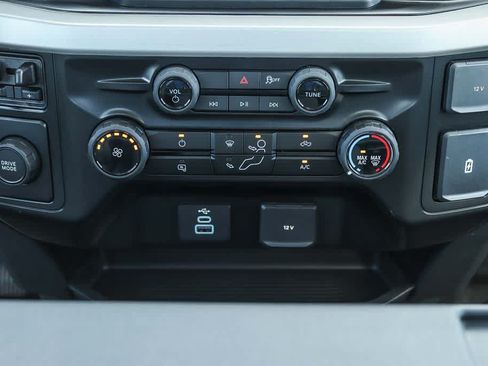 New 2026 Ford F250 XL w/ XL Chrome Package RWD image 13