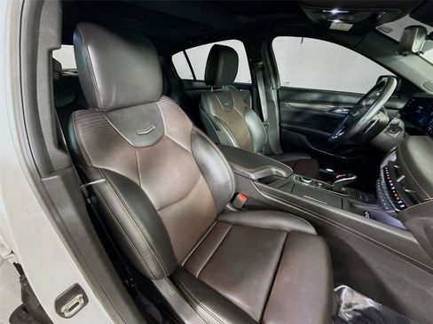 Used 2025 Cadillac CT5 Sport image 28