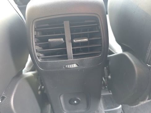 Certified 2024 Ford Escape ST-Line image 17