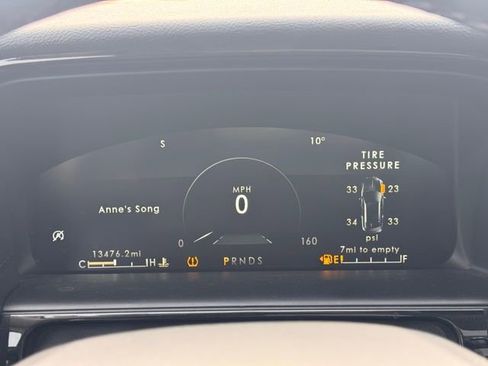 Used 2022 Lincoln Nautilus Reserve w/ Equipment Group 201A image 12