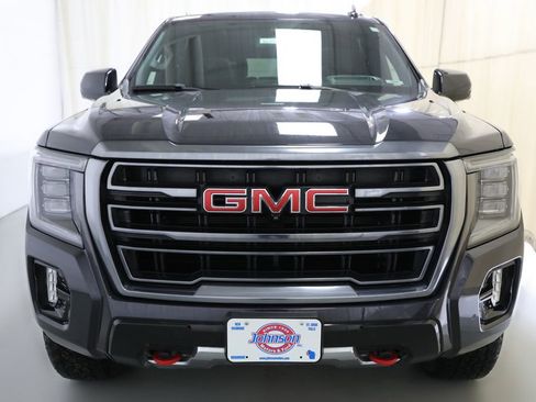 Used 2023 GMC Yukon XL AT4 w/ AT4 Premium Package AWD/4WD image 18