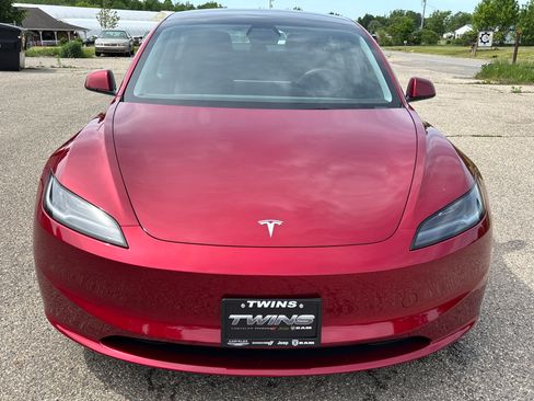 Used 2025 Tesla Model 3 Long Range AWD/4WD image 13