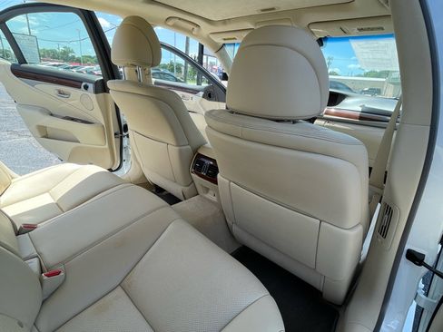 Used 2015 Lexus LS 460 Luxury image 15