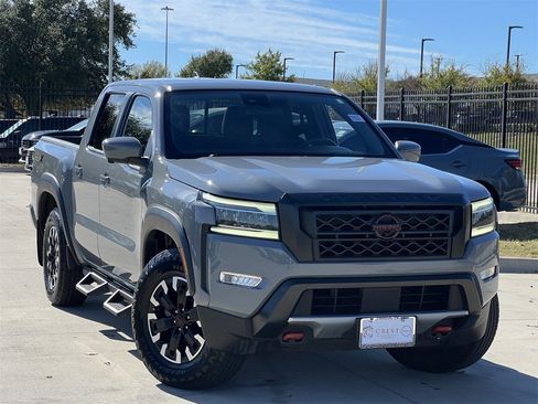 Used 2023 Nissan Frontier Pro-X w/ Pro Convenience Package image 2