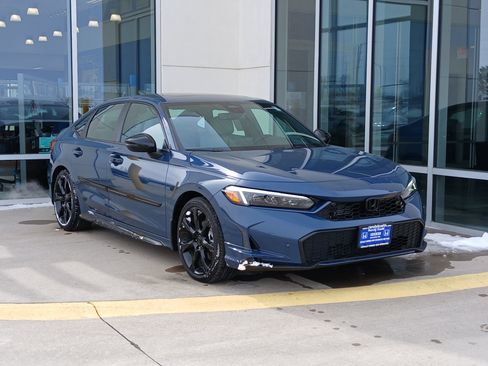 Used 2025 Honda Civic Sport image 5