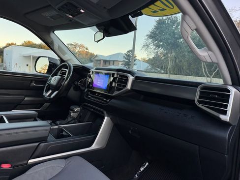 Used 2022 Toyota Tundra SR5 image 31
