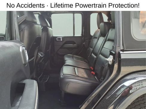 Used 2019 Jeep Wrangler Unlimited Sahara AWD/4WD image 22