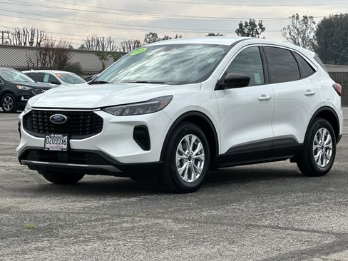 Certified 2023 Ford Escape Active image 8