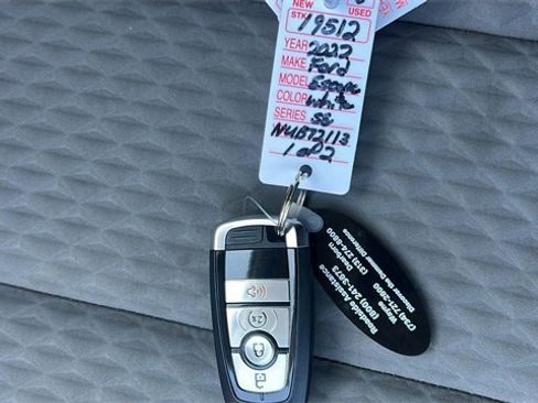 Certified 2022 Ford Escape SE w/ Cold Weather Package image 31