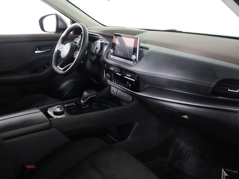 Used 2021 Nissan Rogue SV AWD/4WD image 25