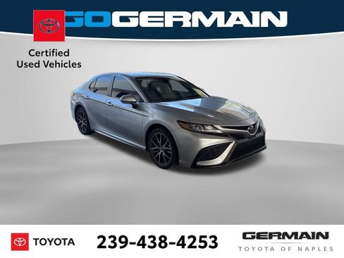 Used 2023 Toyota Camry SE image 9