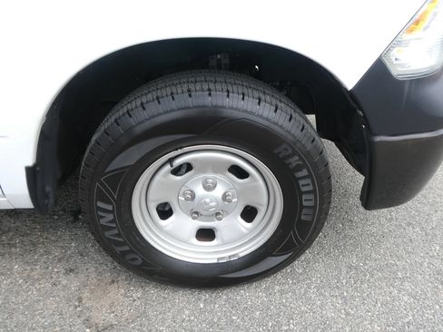Used 2018 RAM 1500 Tradesman RWD image 28