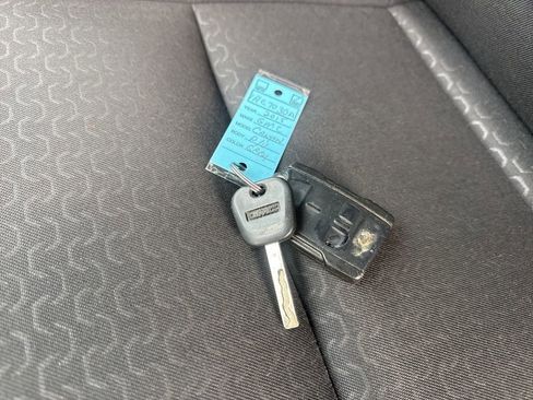 Used 2015 GMC Canyon SLE w/ SLE Convenience Package image 31