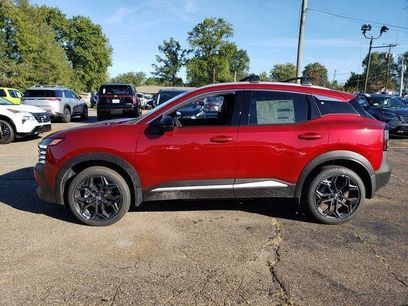 New 2026 Nissan Kicks SR w/ Cold Weather Package