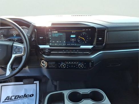 Used 2024 Chevrolet Silverado 3500 LT w/ Convenience Package AWD/4WD image 13