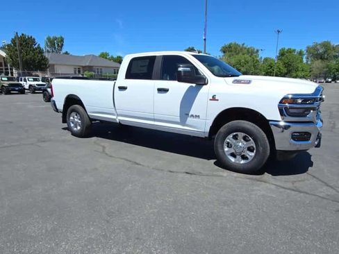 New 2025 RAM 2500 Big Horn image 2