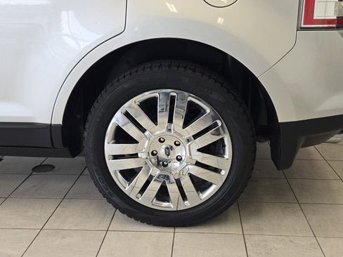 Used 2010 Ford Edge Limited FWD image 14