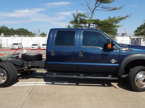 Used 2015 Ford F450 XL w/ Power Equipment Group AWD/4WD image 2
