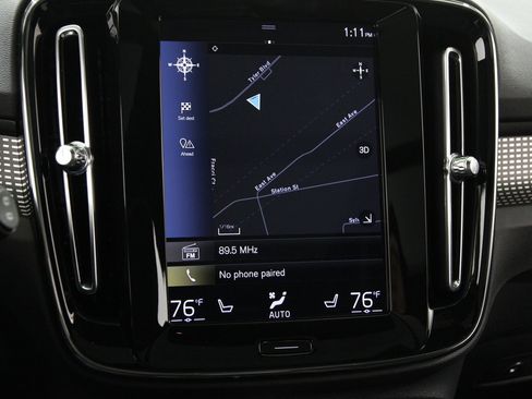 Used 2020 Volvo XC40 T5 R-Design image 10