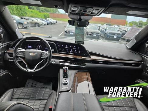 Used 2024 Cadillac Escalade Sport Platinum AWD/4WD image 10