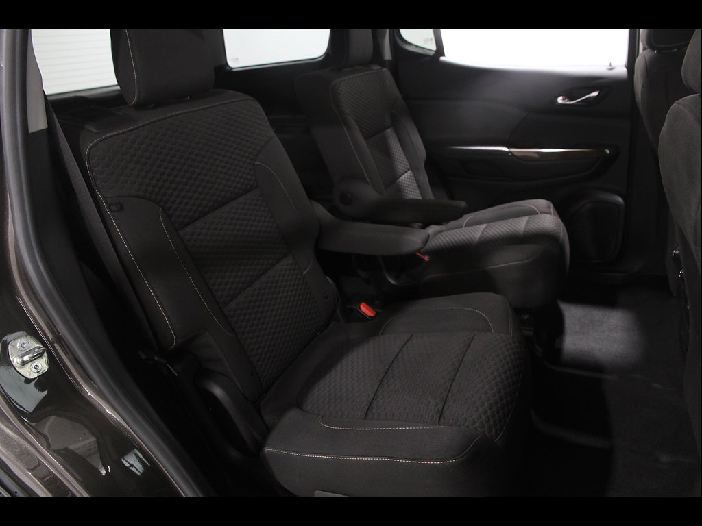 Used 2019 GMC Acadia SLE AWD/4WD image 17