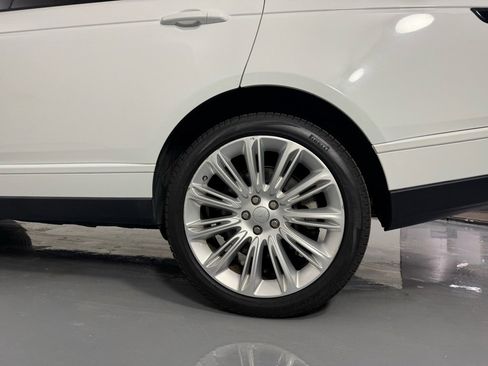 Used 2020 Land Rover Range Rover Long Wheelbase HSE image 36