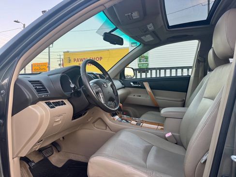 Used 2008 Toyota Highlander Limited image 10