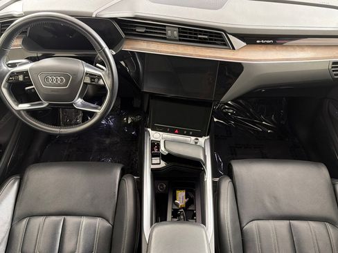 Used 2020 Audi Q5 2.0T Premium Plus w/ Premium Plus Package AWD/4WD image 12