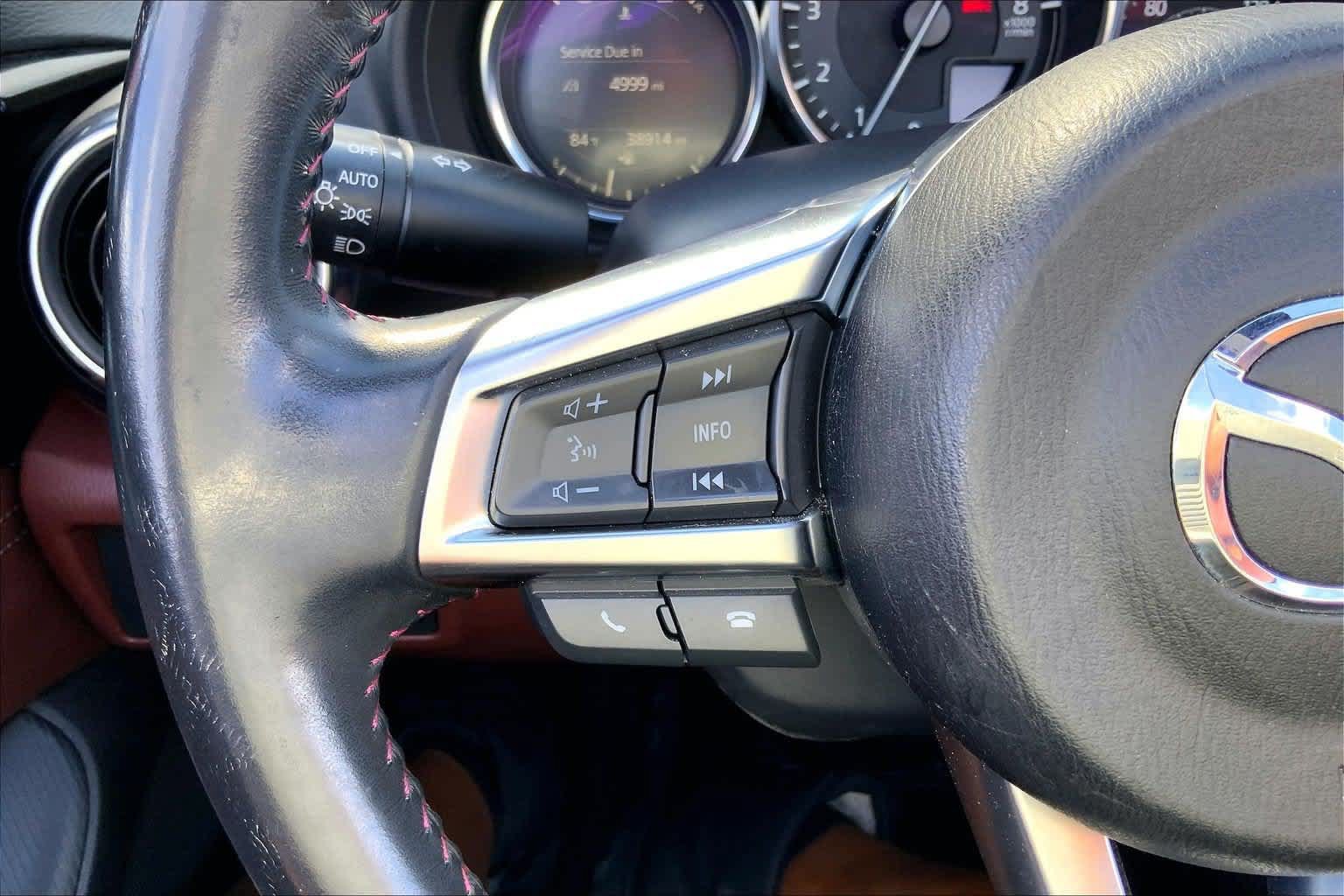 Used 2019 MAZDA MX-5 Miata RF Grand Touring w/ GT-S Package RWD image 23