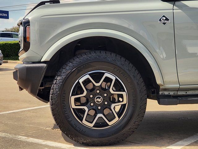 Used 2024 Ford Bronco Outer Banks AWD/4WD image 8