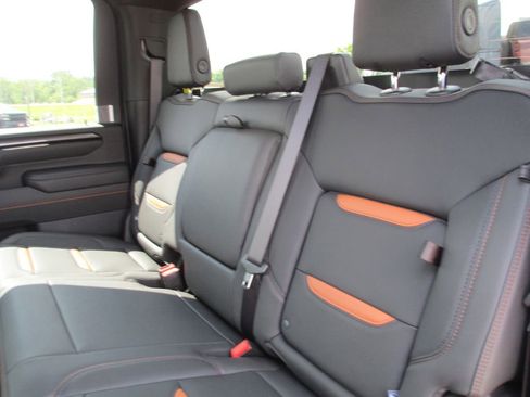 New 2026 GMC Sierra 2500 AT4 AWD/4WD image 13
