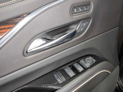 Certified 2021 Cadillac Escalade Premium Luxury image 41