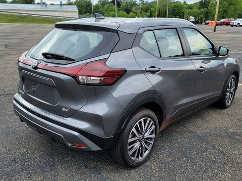 Used 2024 Nissan Kicks SV FWD image 12
