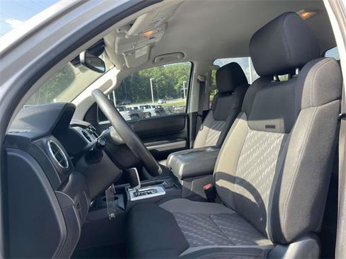 Used 2018 Toyota Tundra SR5 w/ SR5 Upgrade Package image 16