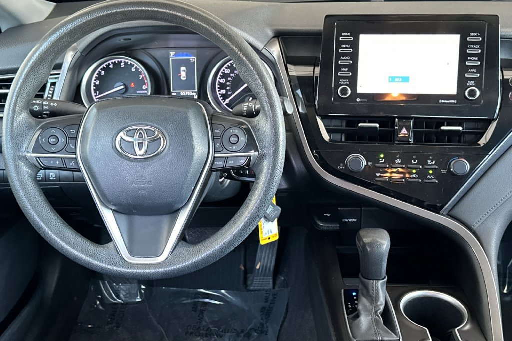 Used 2021 Toyota Camry LE FWD image 18