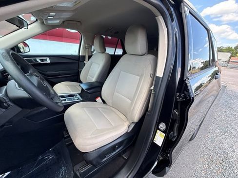 Used 2023 Ford Explorer 4WD image 5