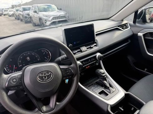 Used 2024 Toyota RAV4 LE image 9