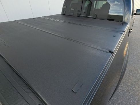 Used 2019 Toyota Tacoma Limited image 17