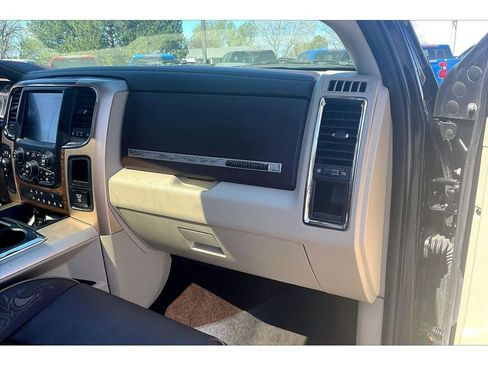 Used 2013 RAM 1500 Laramie Longhorn w/ Convenience Group AWD/4WD image 18