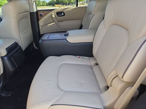 Used 2023 Nissan Armada SL w/ Captain's Chairs Package RWD image 19