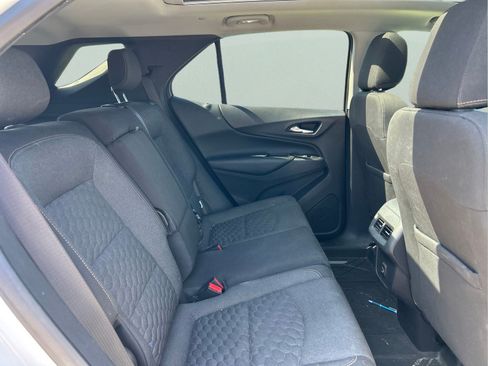 Used 2020 Chevrolet Equinox LT AWD/4WD image 11