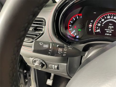 Certified 2025 Dodge Durango GT image 12