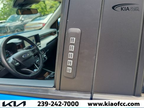 Used 2022 Ford Maverick Lariat w/ Lariat Luxury Package AWD/4WD image 23