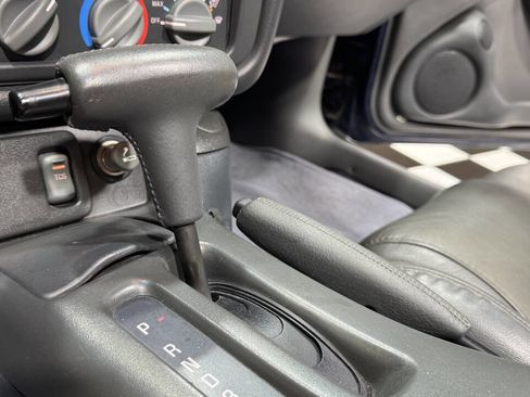 Used 1999 Pontiac Firebird Formula w/ Security Pkg image 53